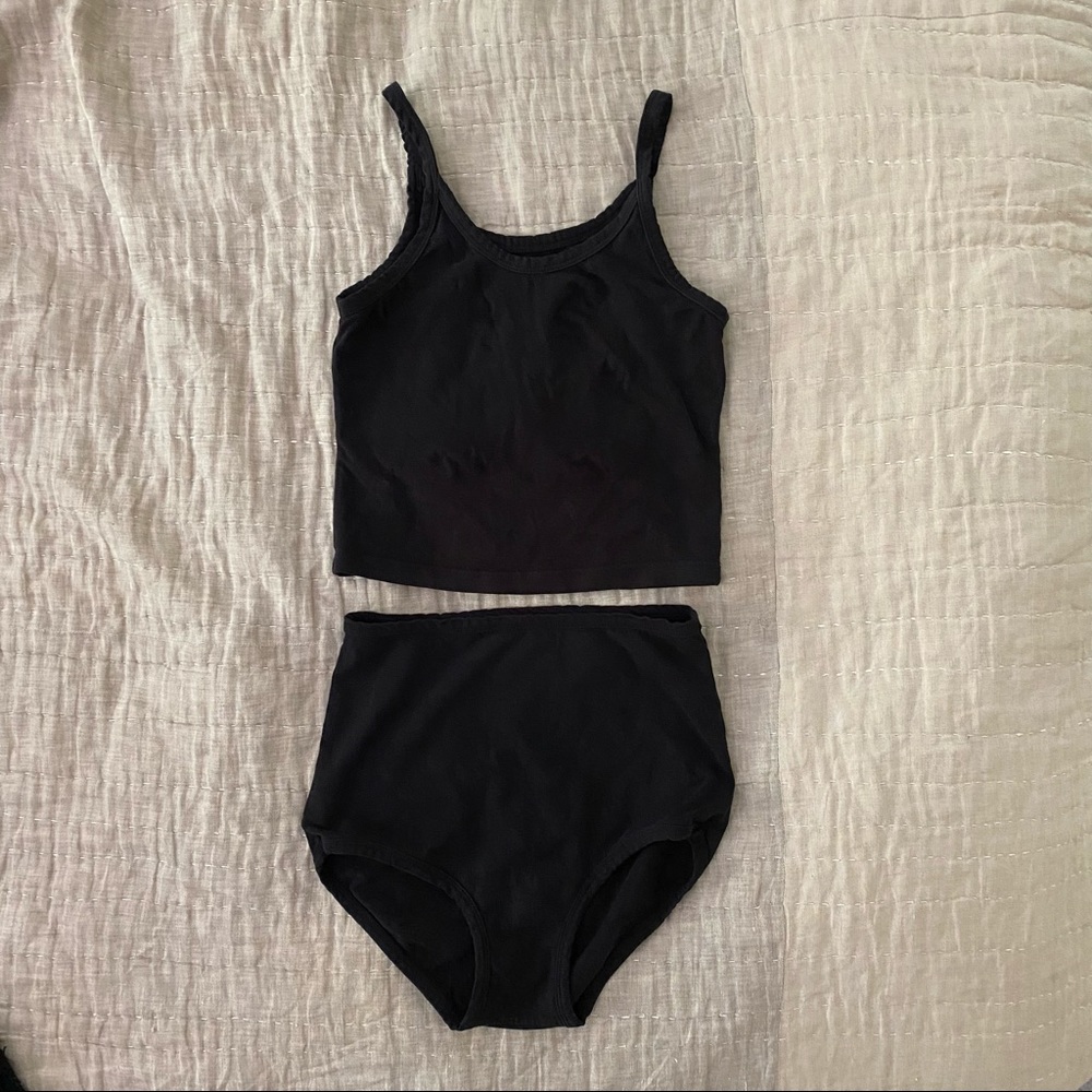 ARQ Crop Tank & High Rise Undies